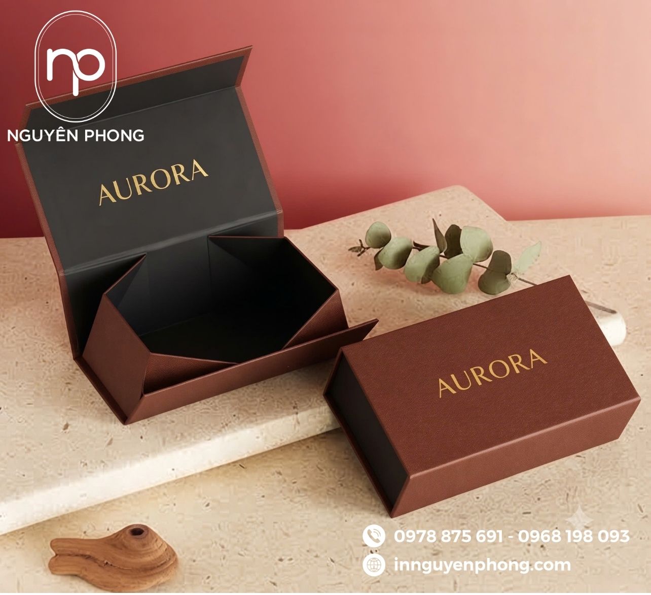 Mẫu hộp cứng xếp gọn in tên thương hiệu 